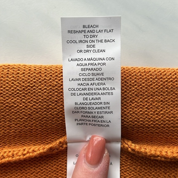 NWT MICHAEL Michael Kors Curved Hem Gold Back Zip Crew Neck Sweater Size Medium - Picture 7 of 7